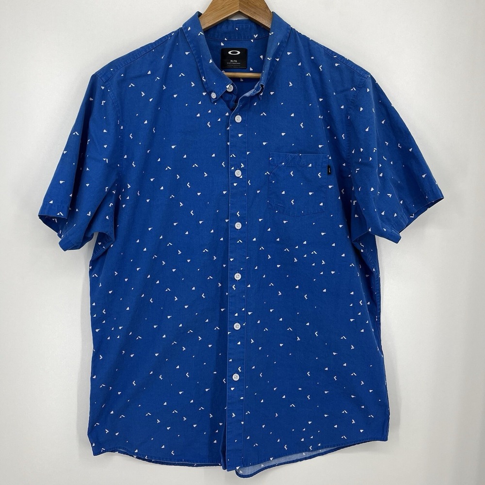 Oakley Mens XL Slim Fit Short Sleeve Button Down Shirt Blue Geometric Print
